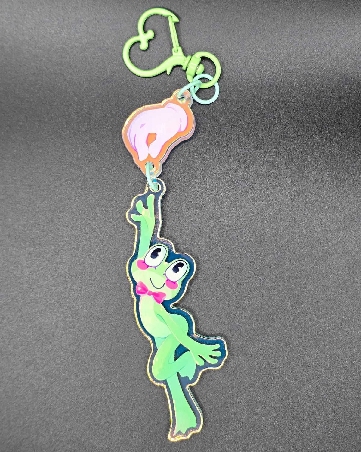 RIBBIT DANGLING KEYCHAIN