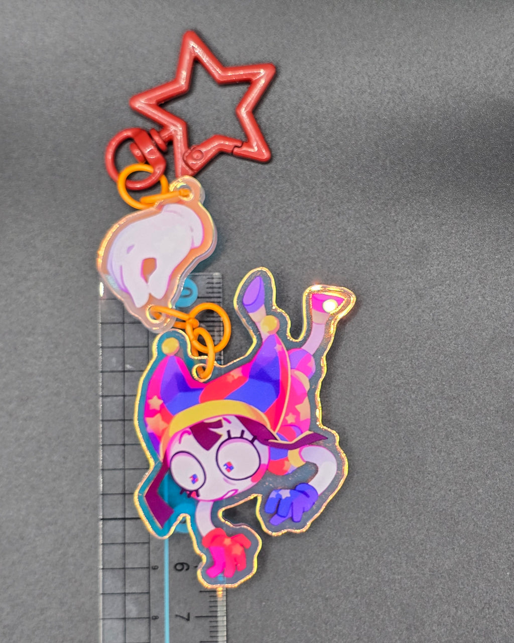 POMNI DANGLING KEYCHAIN